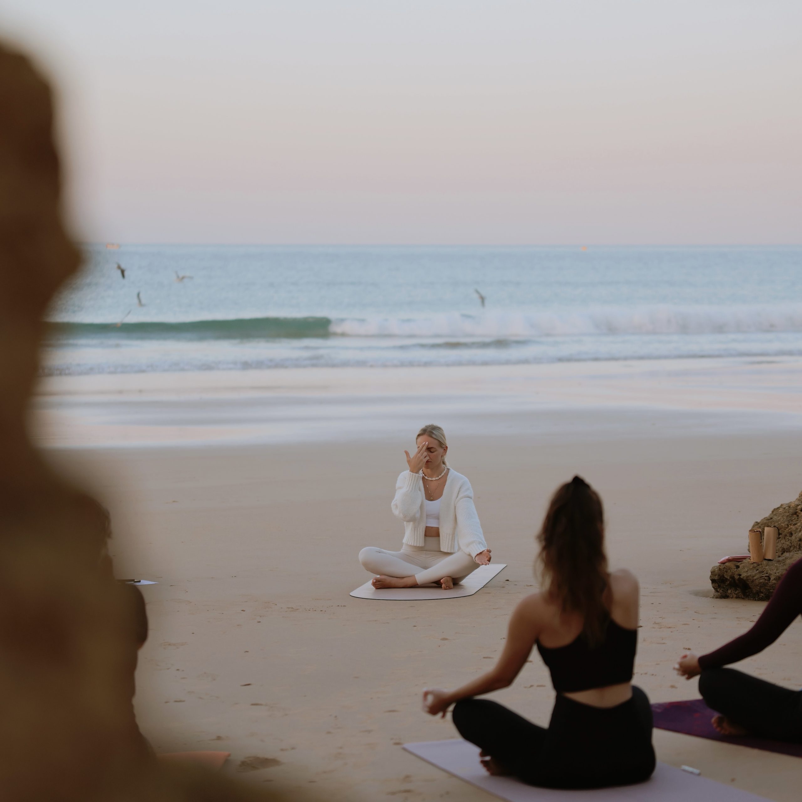 meditacia joga s mimou